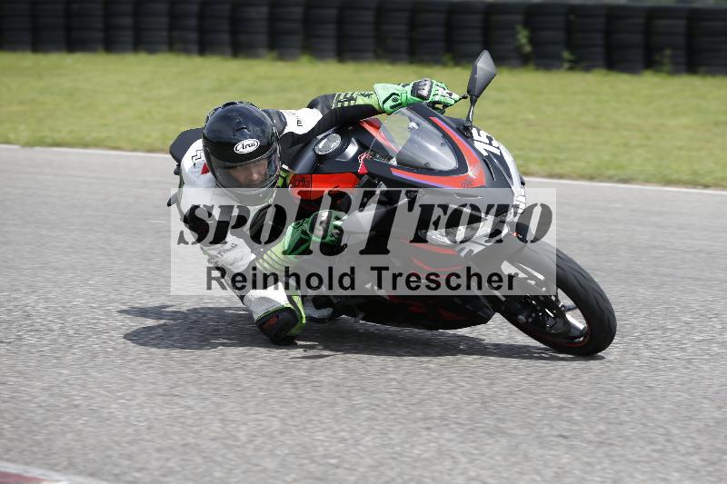 /Archiv-2024/29 12.06.2024 MOTO.CH Track Day ADR/Gruppe rot/15-1